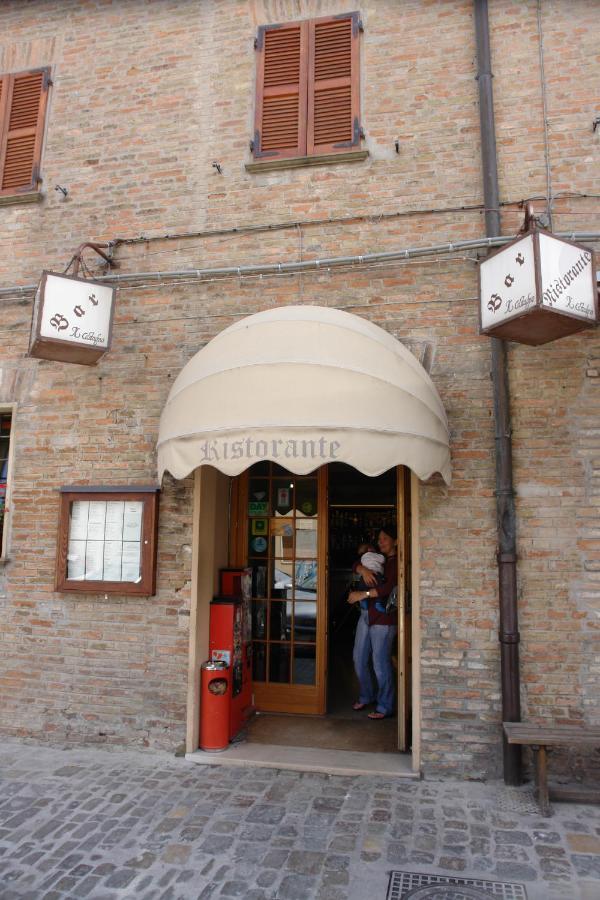 Il Castagno Hotell Orciano di Pesaro Exteriör bild