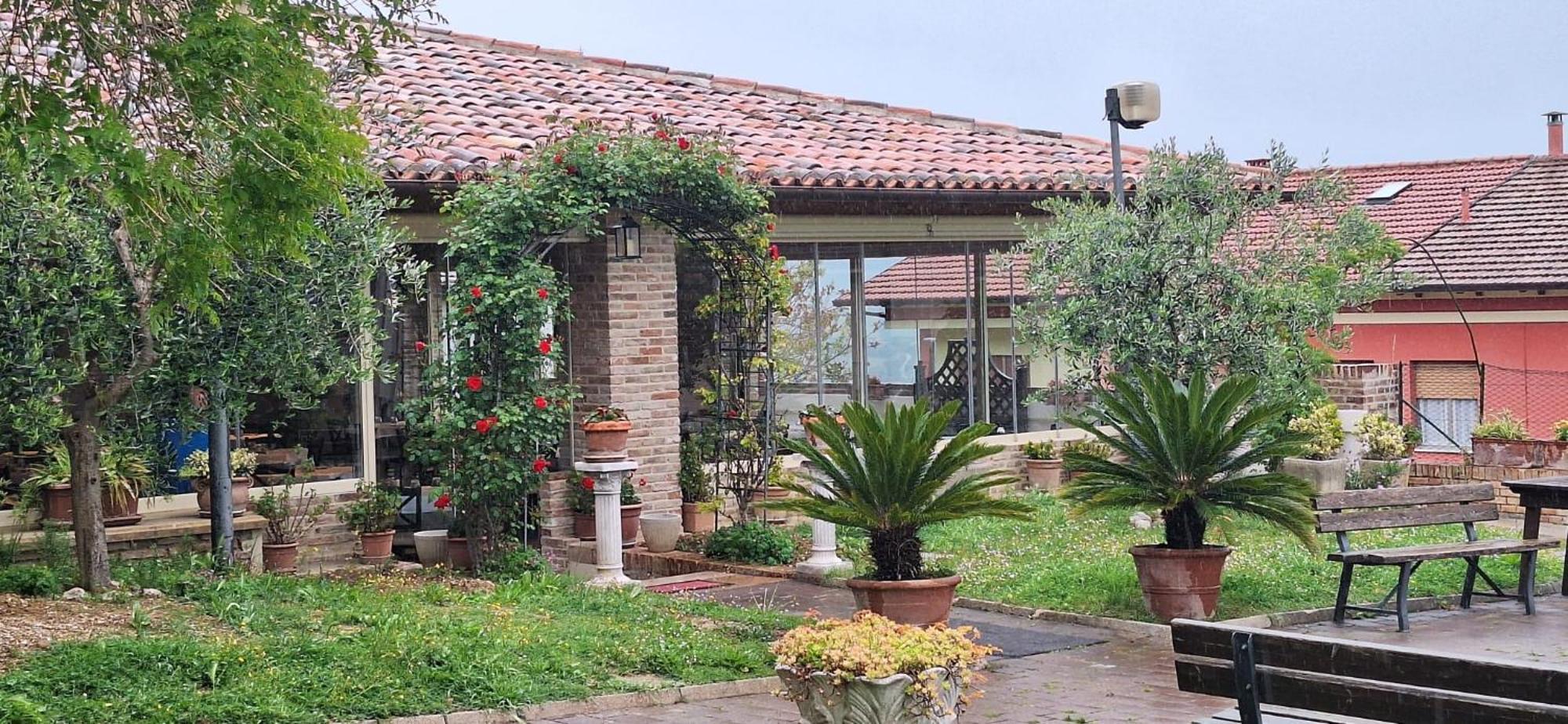 Il Castagno Hotell Orciano di Pesaro Exteriör bild