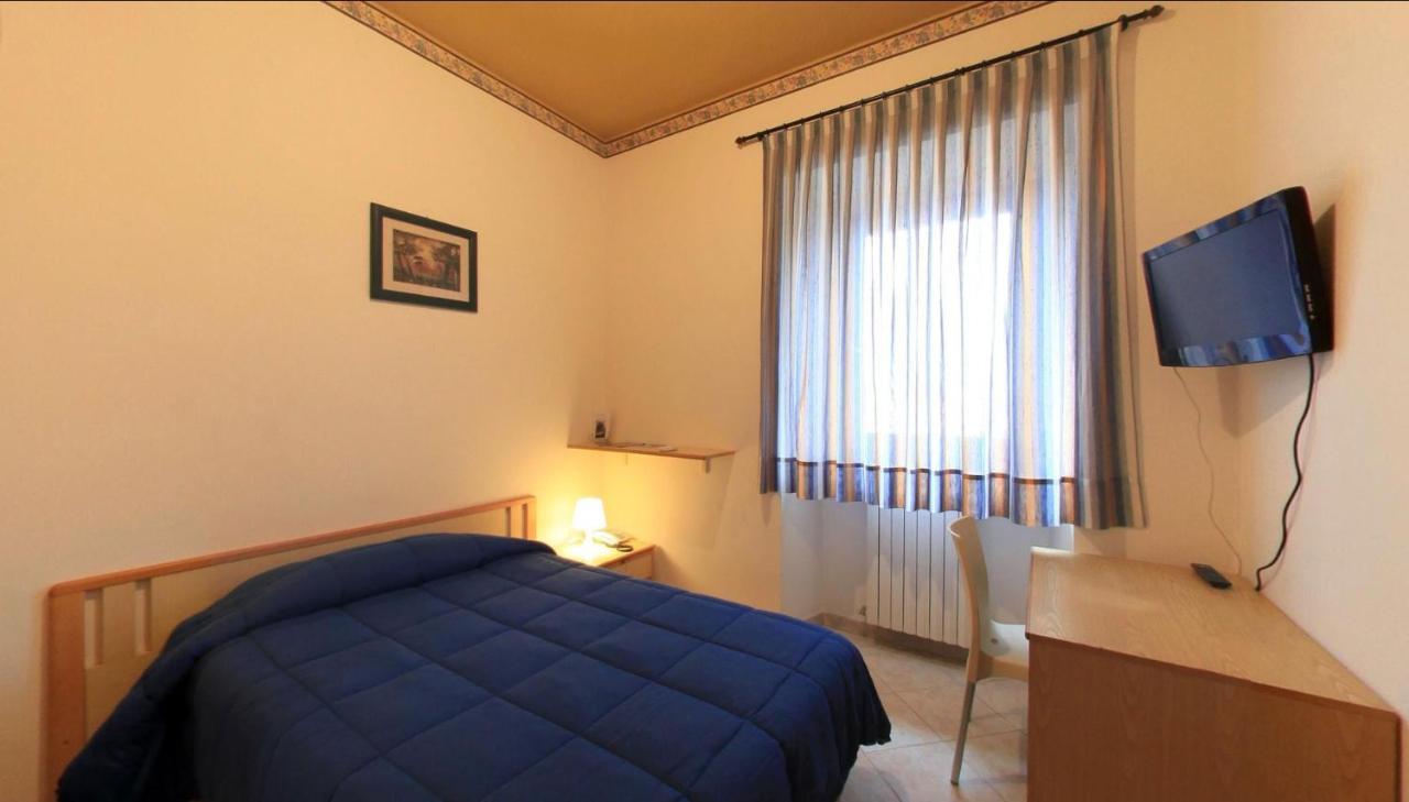 Il Castagno Hotell Orciano di Pesaro Exteriör bild